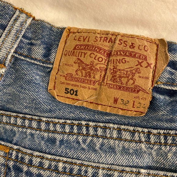 Levis 501 shorts - Picture 3 of 4